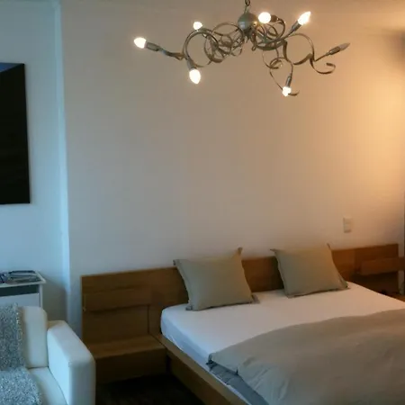 Bed & Breakfast B Eaufort 2*