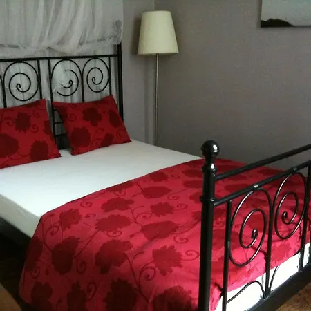 B Eaufort Bed & Breakfast 2*