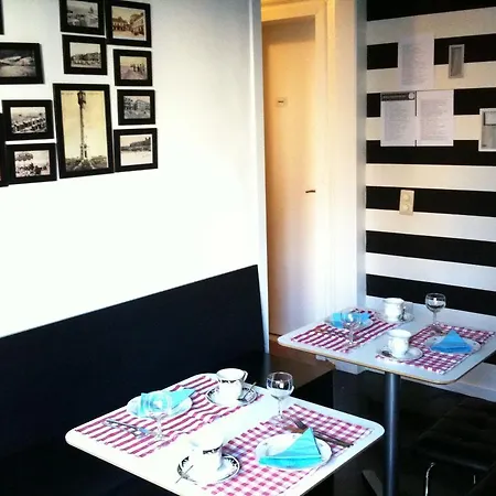 Bed & Breakfast B Eaufort 2*
